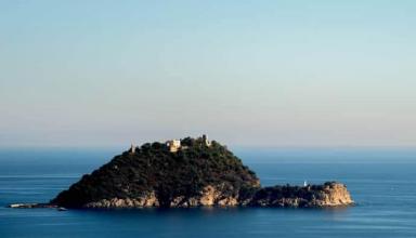 Син Богуслаєва купив в Італії острів за 10 млн євро, – ЗМІ