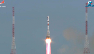 Россия запустила ракету Союз-2 с 28 спутниками