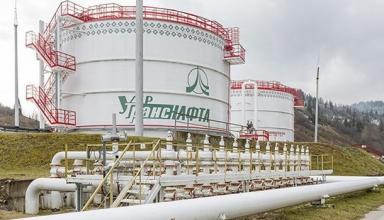 В Украину начала поступать чистая российская нефть