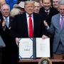 Трамп одобрил торговую сделку с Мексикой и Канадой