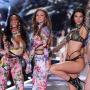 В США в мусорку выбросили белье Victoria's Secret