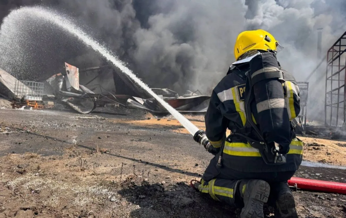 Пожежа на Рівненщині: як подіялась з вибухів на заводі