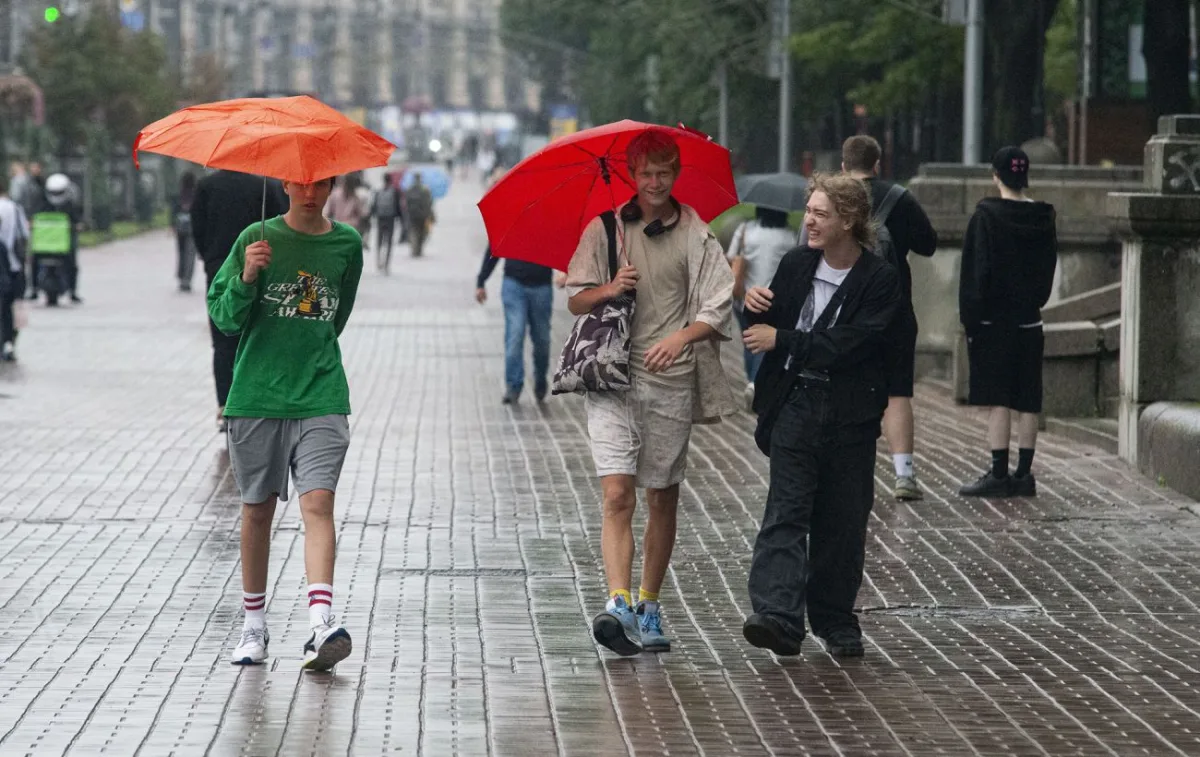 Погода 3 вересня: до +30°, але з дощами та грозами