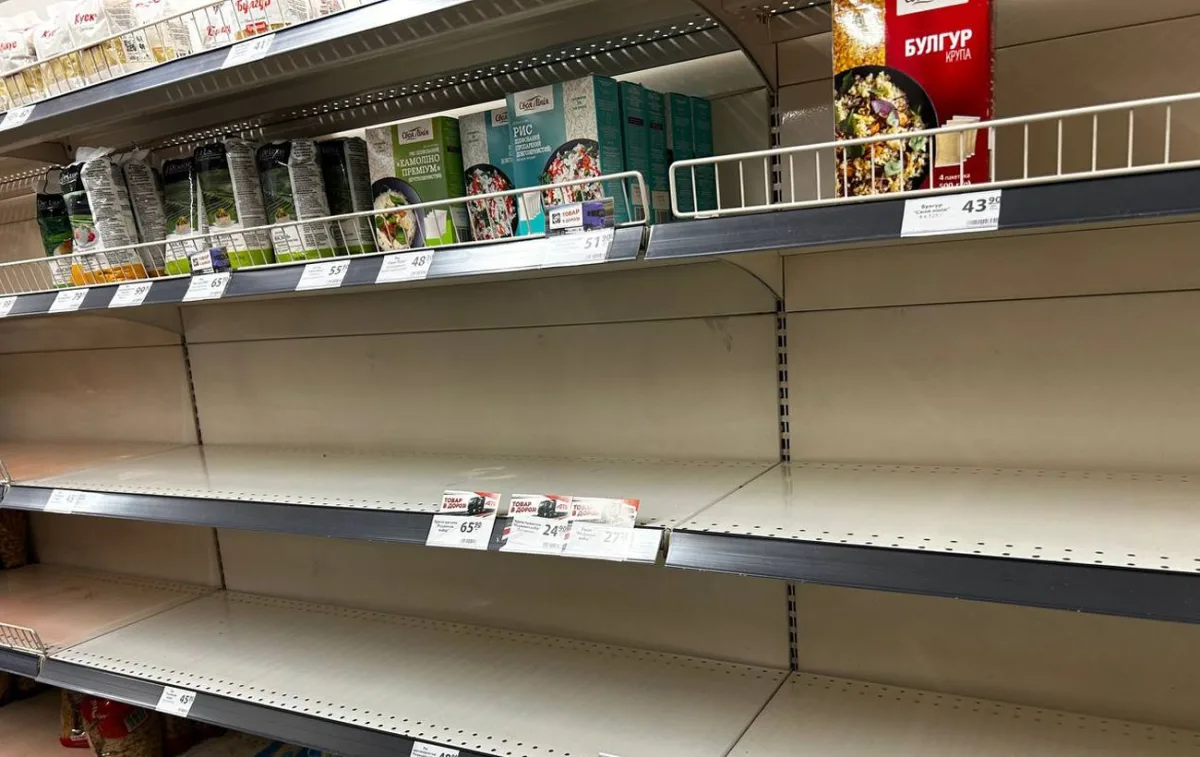 Доставка до тижня і нові цінники: як удари по складах вплинуть на ціни