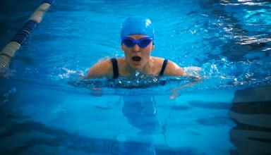 Очки Form Swim Goggles будут показывать сердечный ритм при плаванье