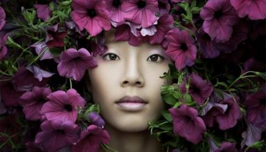 Единство женщины с природой: фотохудожница создаёт невидимые автопортреты