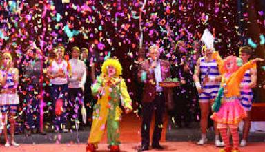 Национальный рекорд Украины: одновременно 250 артистов цирка на арене