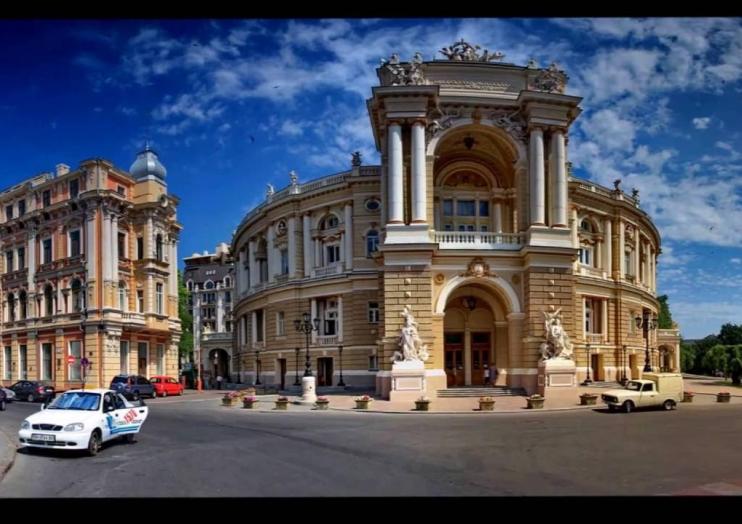 Одесса: город у моря, архитектура, легенды и современность — развернутое обзорное исследование для путешественника